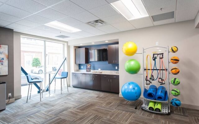 Abode Vue at 3rd 1-bedroom Loft-style Suite