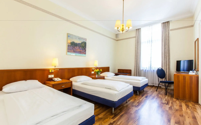 Hotel Monopol