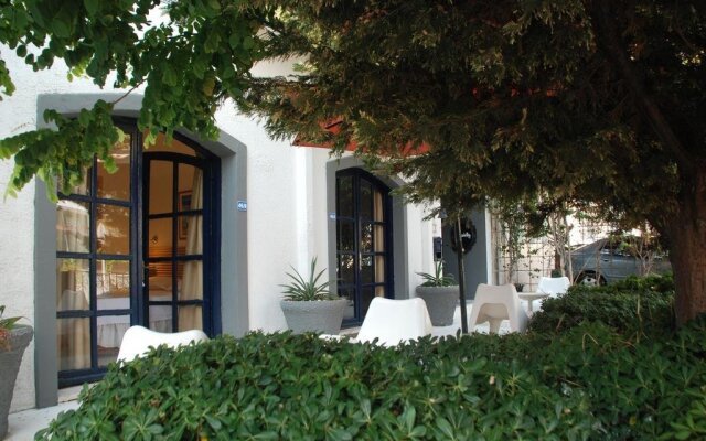 Cesme Marina Sahil Otel