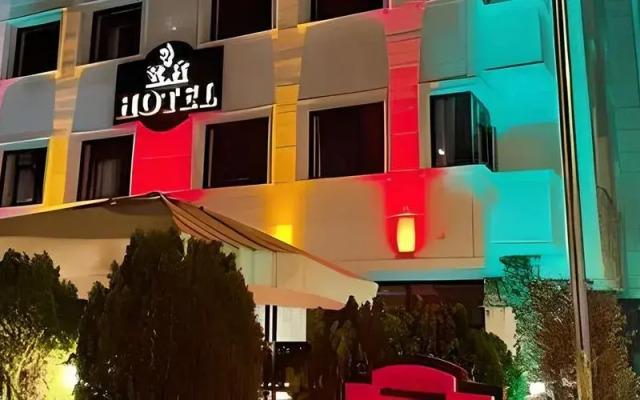 RZA Business Hotel