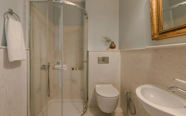 Noble Suites
