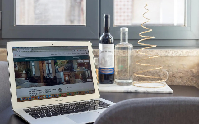 Oporto Gardens - Historical House