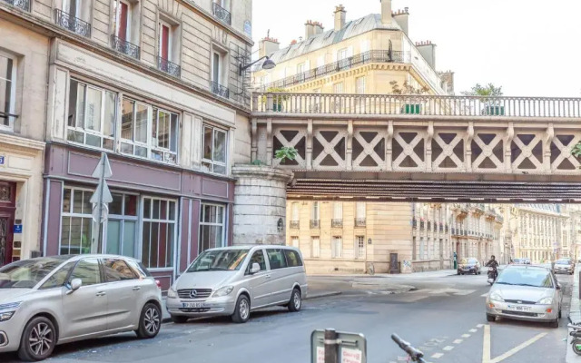 Greeter-Bel appartement Parisien de 70m2 - St Lazare