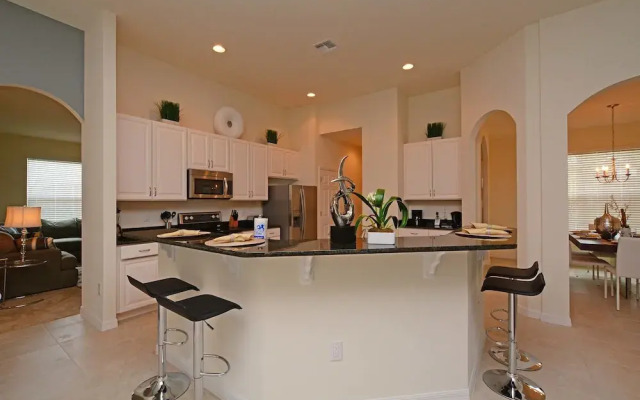 Watersong 5 Bedroom House w Pool - 7051WS