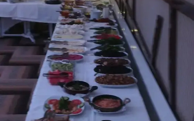 Cihan Otel