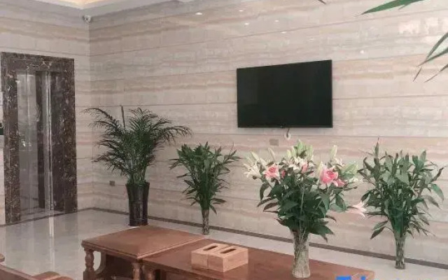 Zhiyun Hotel (Huangguoshu Waterfall)