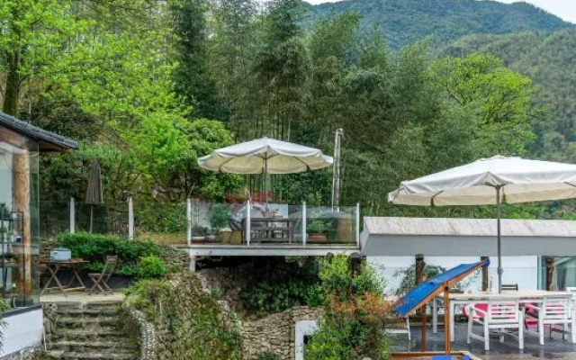 Little Forest Guesthouse – Outside – Huzhou