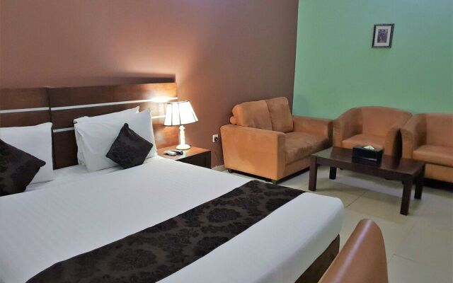 Serendib Hotel and Suites