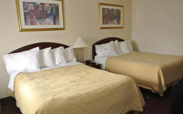 Travelodge by Wyndham Ottawa East