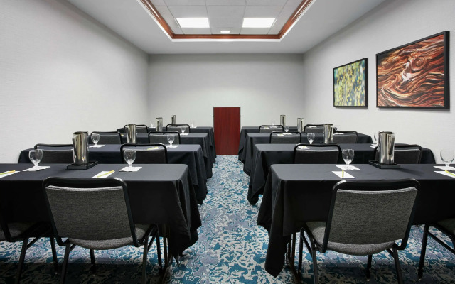 Hilton Garden Inn Schaumburg