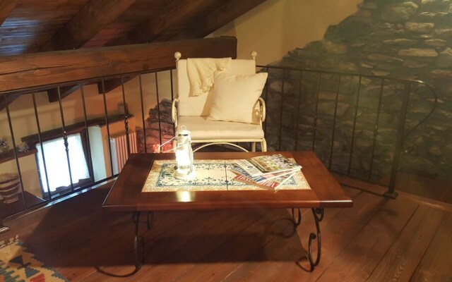 Charming Chalet With Panoramic View