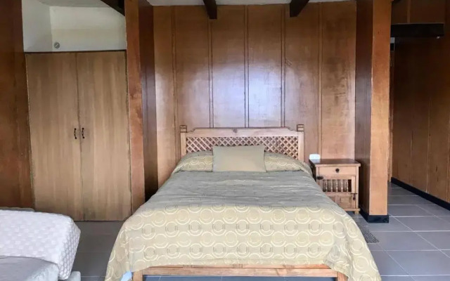 Hotel El Camino Real