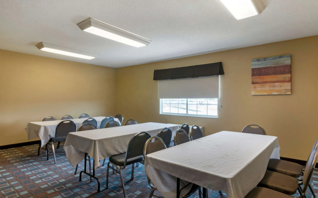 Best Western Governors Inn & Suites