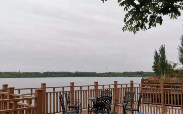 Zhangye Lushuiwan Lakeside Hotel – Outside – Zhangye