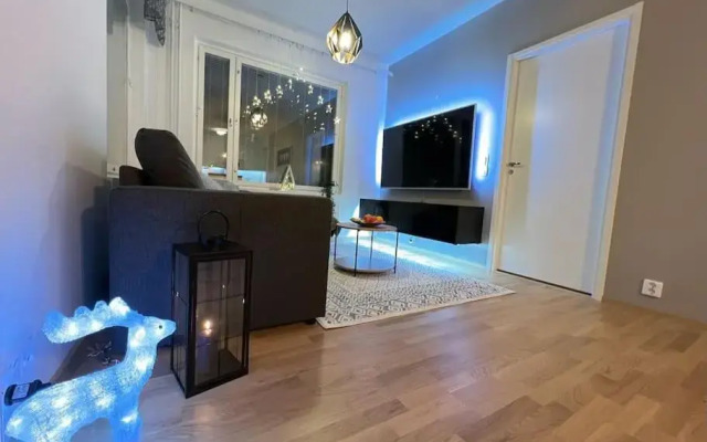 Suite - King Size Bed - Gym&Wifi - Indoor Parking