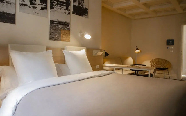 Room Select Via Veneto