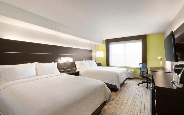 Holiday Inn Express Sarasota East - I-75 by IHG