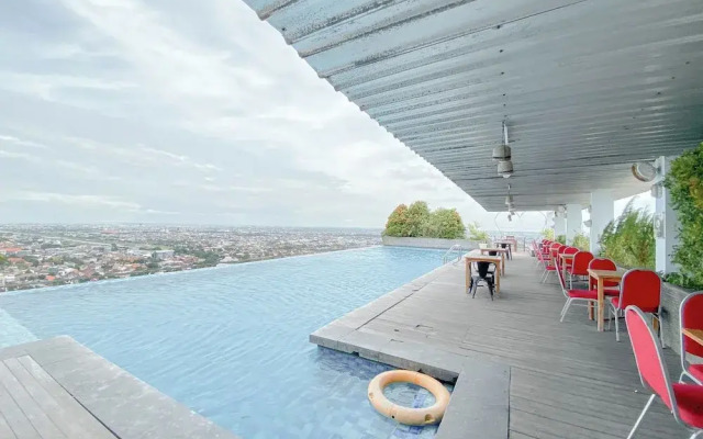 Best Deal and Homey Studio Apartment at Star Semarang