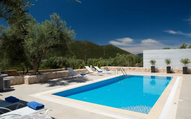 Villas Armeno