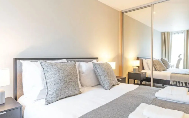 Spacious Elegant Apartments in Southbank