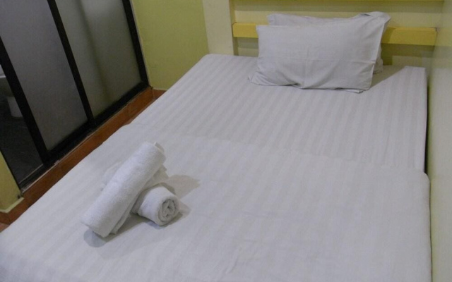 NIDA Rooms Shah Alam Plumbum Select at Ev World Hotel Seksyen 7 Shah A – Guest Rooms – Shah Alam