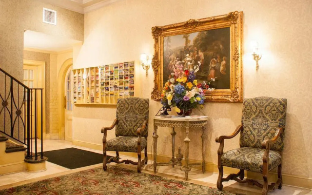 Place d'Armes Hotel