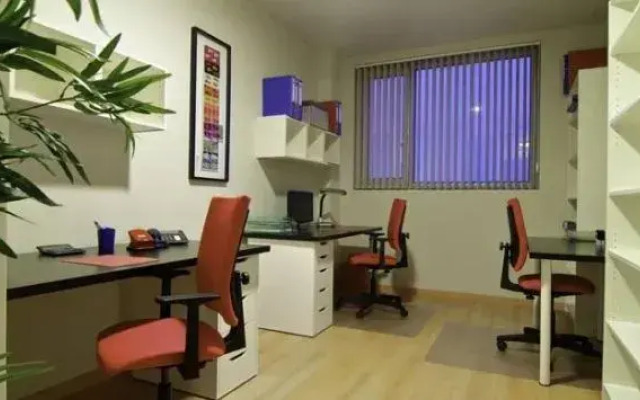 Hotel Vértice Roomspace Madrid