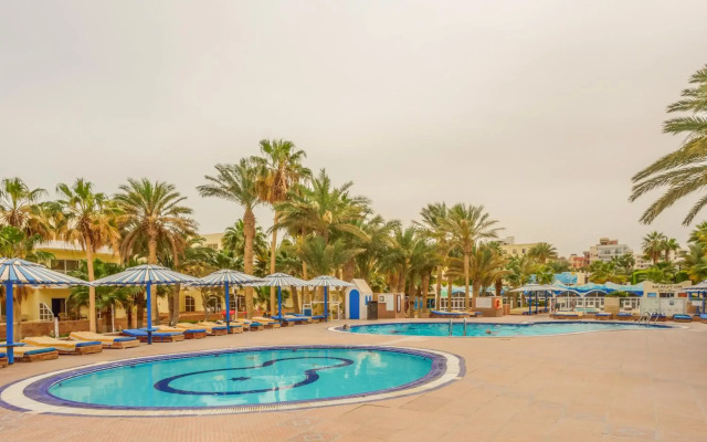 Royal Star Empire Beach Resort