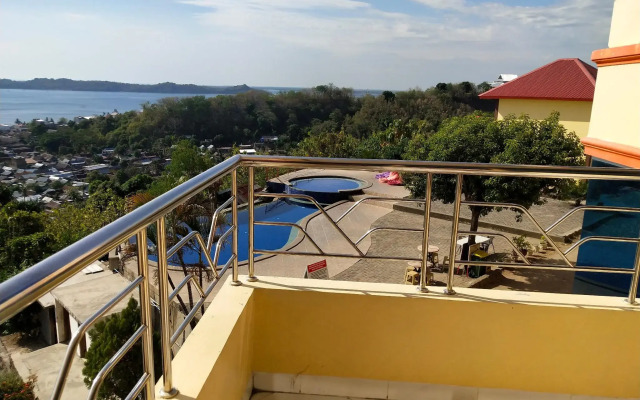 BUKIT KENARI Hotel & Restaurant