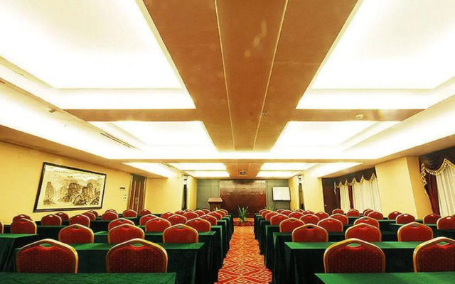 Gold Jazzy Hotel