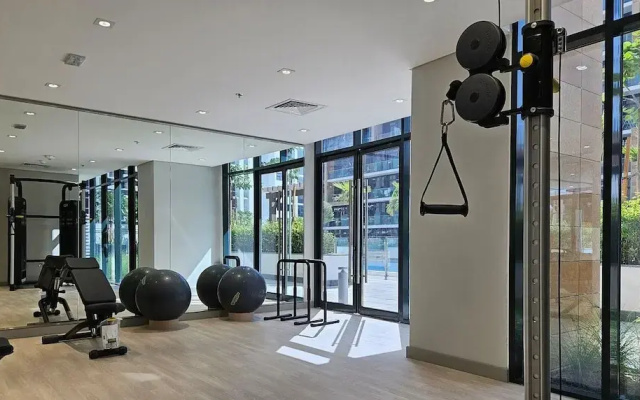 Pool View Studio 10mins From Dubai Mall