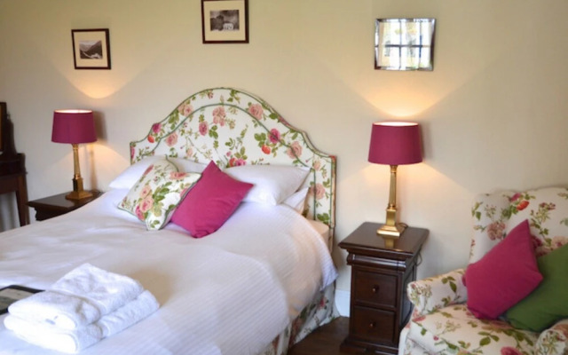 Delphi Lodge Hotel