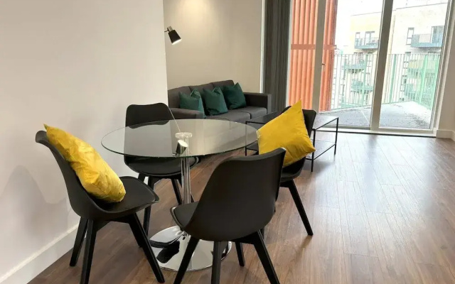 Modern 2 bed With Parking - Grand Exchange Bracknell