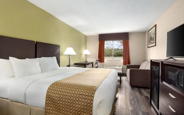 Baymont by Wyndham Monroe