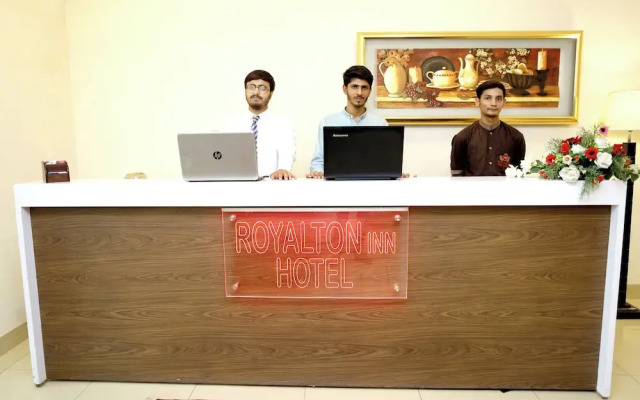 Royalton Inn Hotel