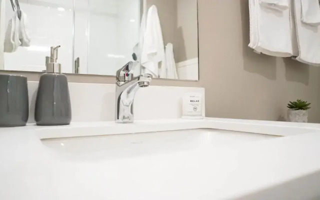 The Revy Den by Revelstoke Vacations
