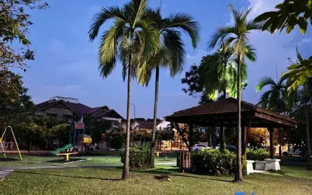 Santorini 3000sqft Townvilla, rooftop BBQ, 5BR, 13pax