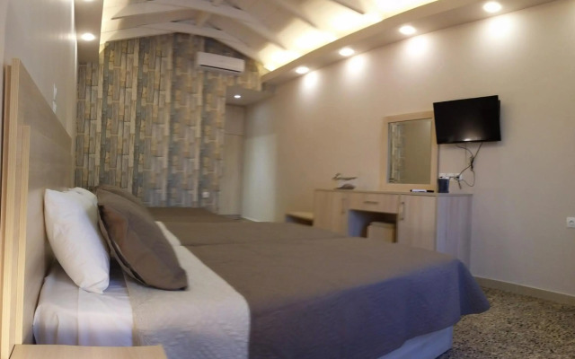 Anetis Beach Hotel