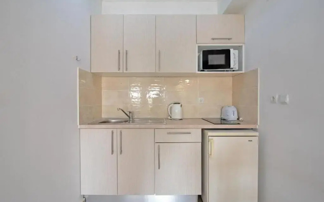 Faliraki Apartment For 3