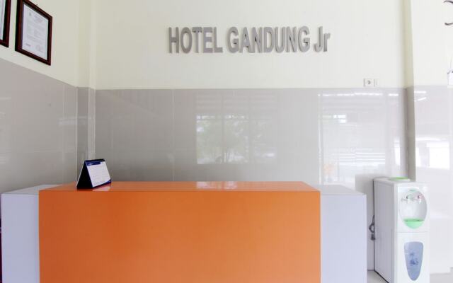 Hotel Gandung Yunior