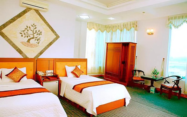 Van Giang Hotel