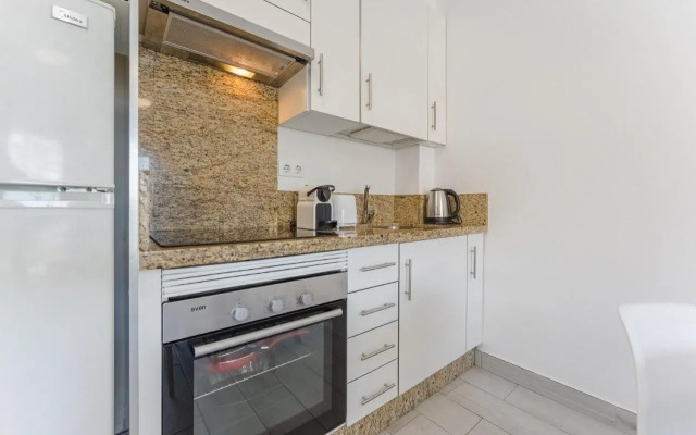 303. MODERN, SUNNY IFONCHE WITH WiFi