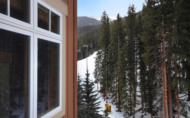 3044 Lone Eagle 2 Bedroom Condo by RedAwning