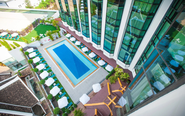 The Empress Hotel Chiang Mai