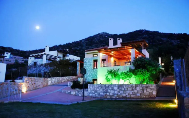 Okeanides Villas