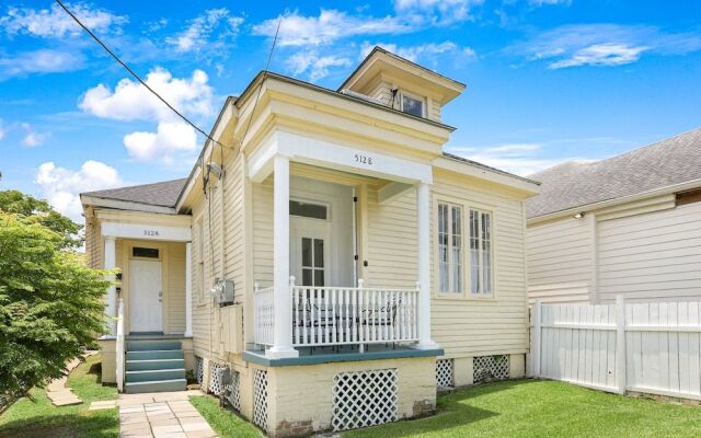 Uptown Spacious 4BD w Historic Charm