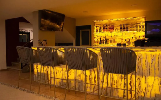 Hotel Casa Real