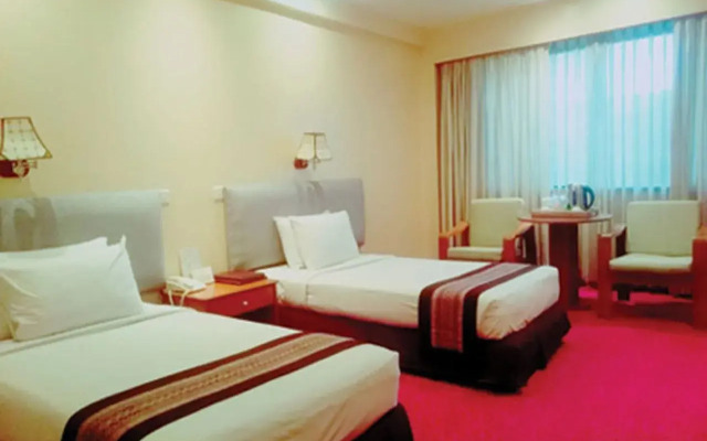 Central Hotel