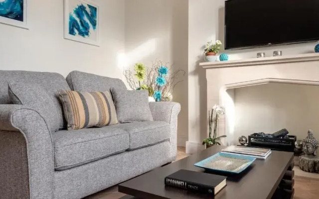 Cathedral Yard - An Exclusive Private Apartment on Cathedral Green, Exeter