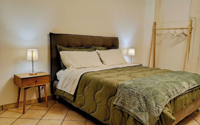 Rosy Suite Bed & Breakfast